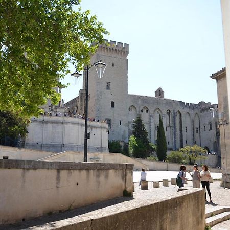 Face Au Palais Des Papes Apartment Avignon Exterior foto